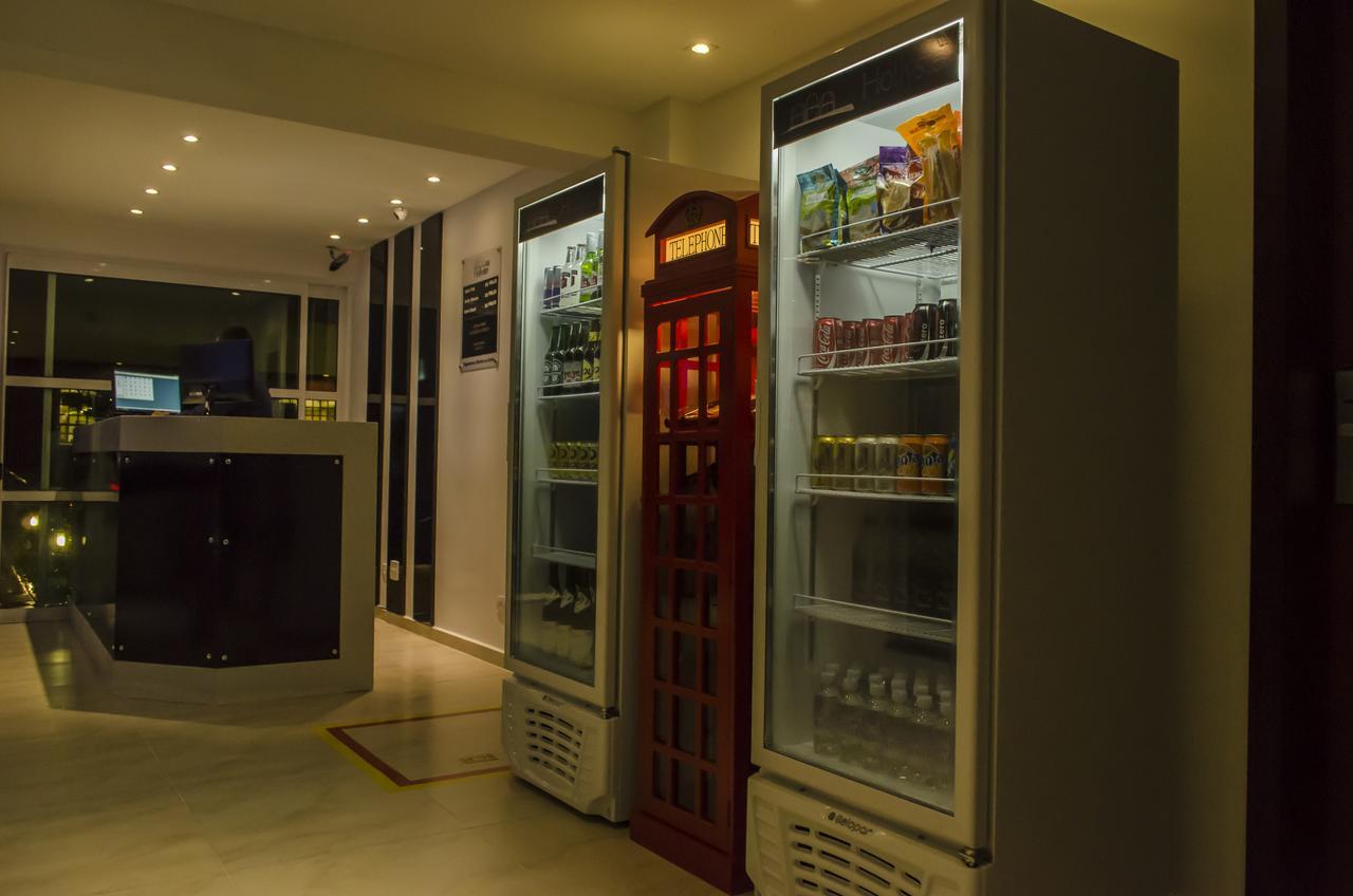 Hollyster Hotel 삐냐이스 외부 사진