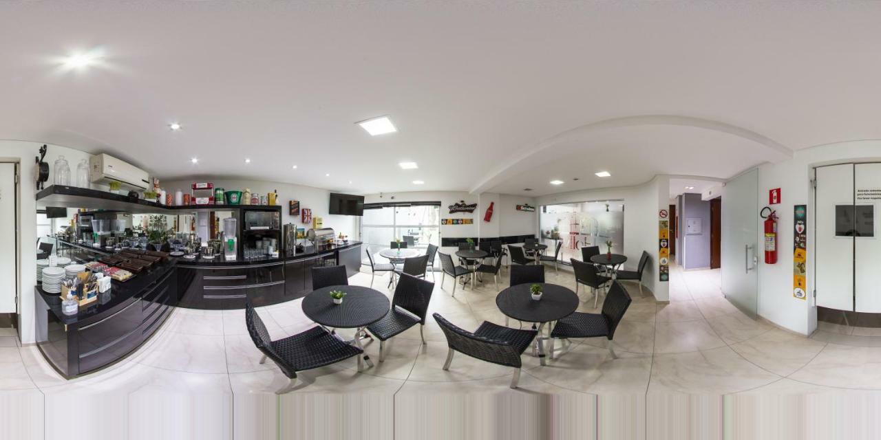 Hollyster Hotel 삐냐이스 외부 사진