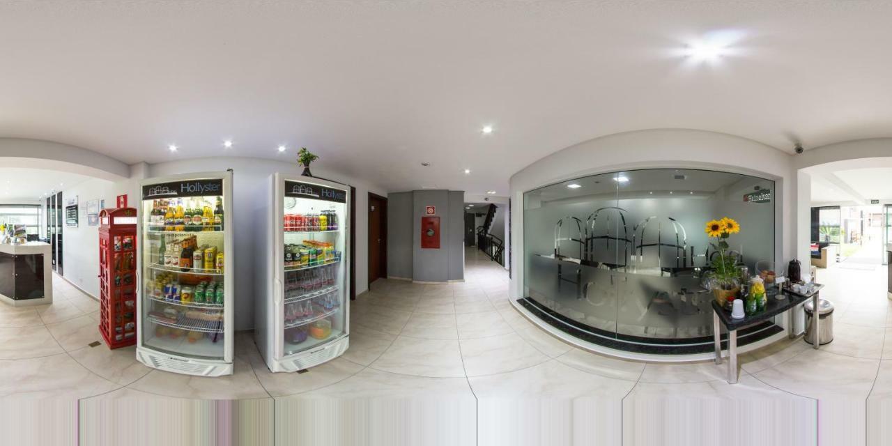 Hollyster Hotel 삐냐이스 외부 사진