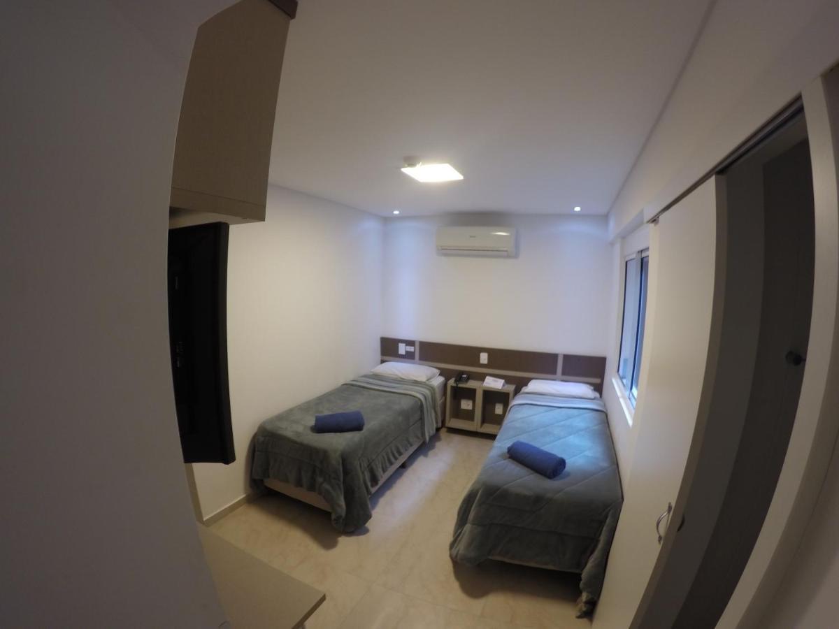 Hollyster Hotel 삐냐이스 외부 사진