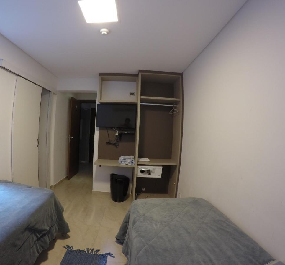 Hollyster Hotel 삐냐이스 외부 사진