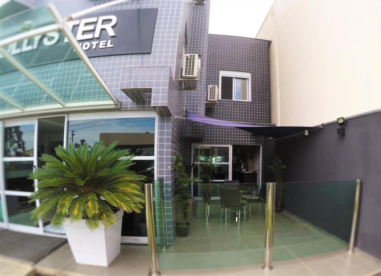 Hollyster Hotel 삐냐이스 외부 사진
